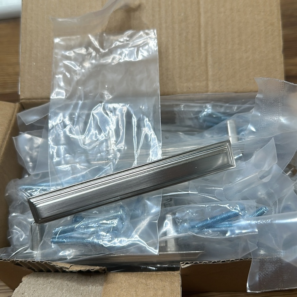 Hardware 14 pieces, silver, 3” hole to hole, 2 sizes of screws (1”/1.5”)
